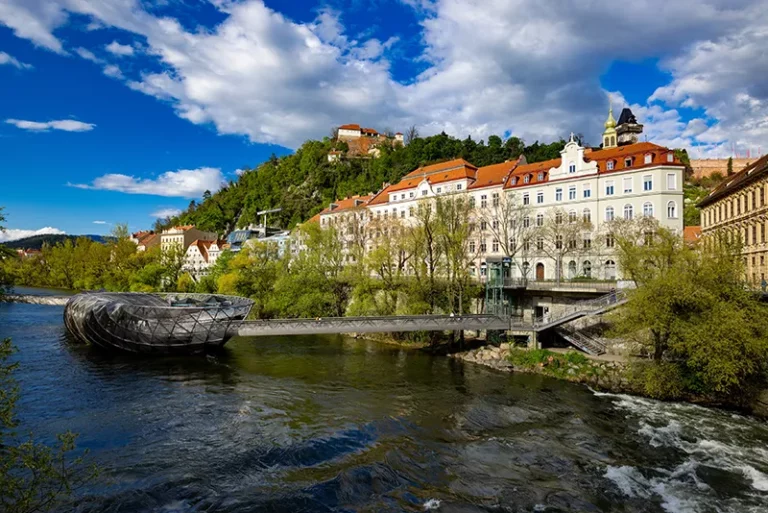 Murinsel - Graz Tourismus - Harry Schiffer